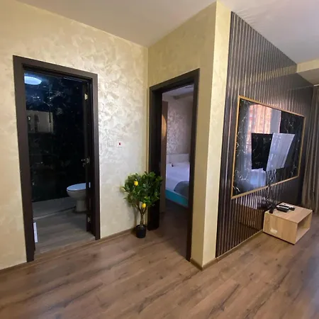 شقة Beautiful 2bd With Large Terrace And Free Parking