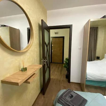 Beautiful 2bd With Large Terrace And Free Parking بلوفديف